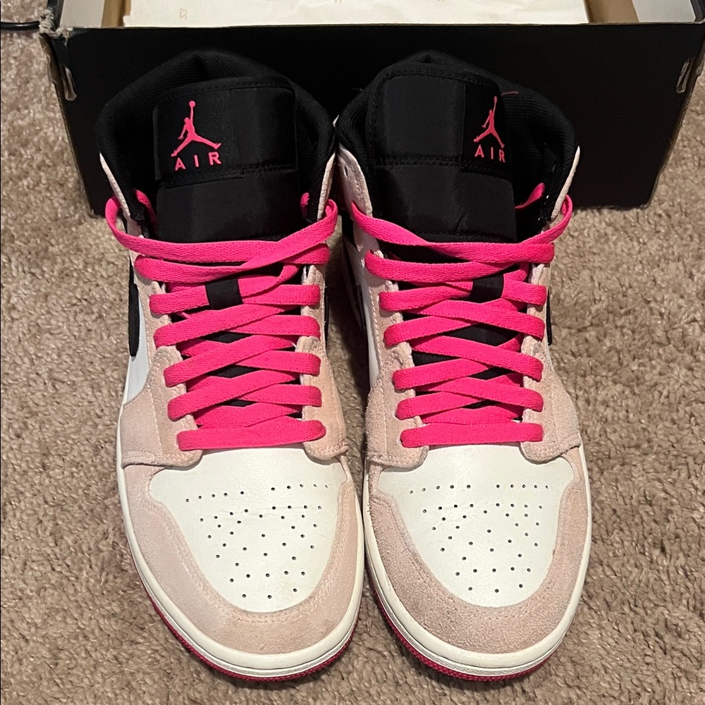 Jordan 1 Mid SE Crimson Tint Hyper Pink - Black